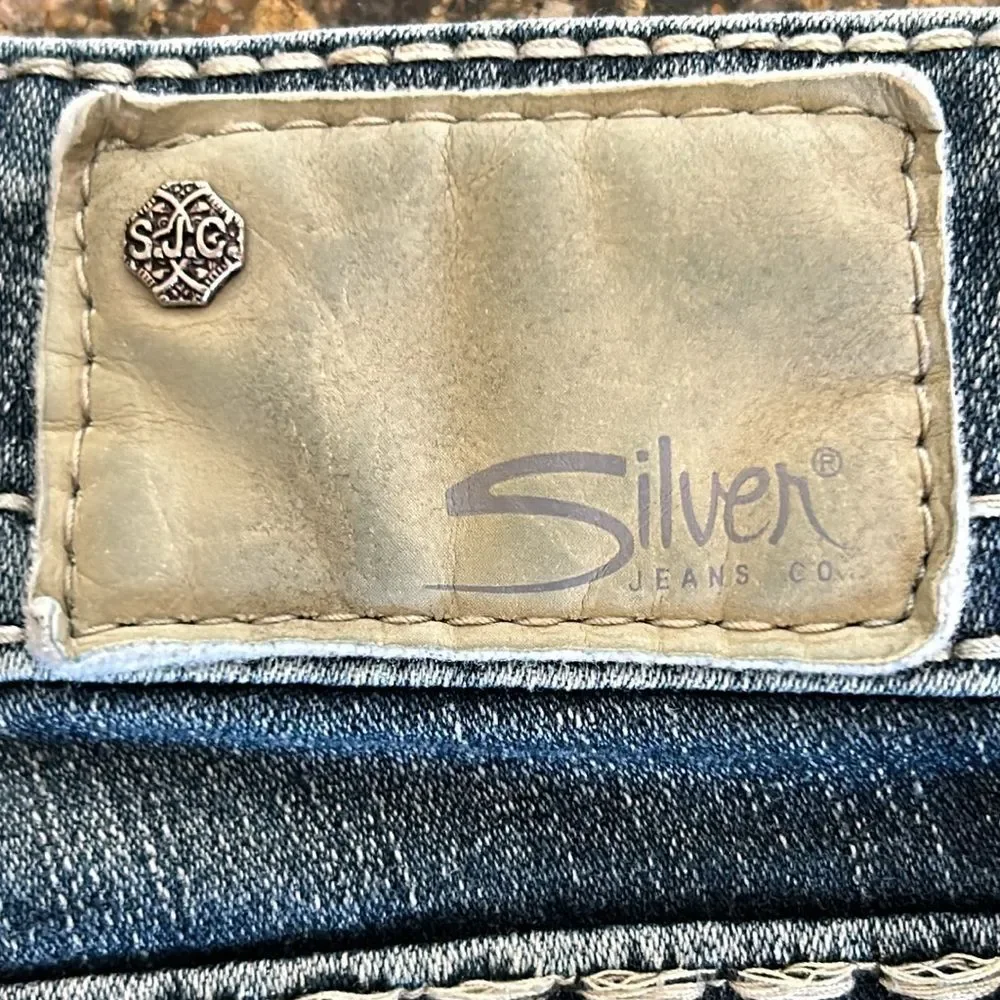 Silver Suki Mid Capris - Picture 7 of 10